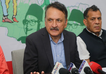 प्रचण्डले गठबन्धन छाड्नुमा कांग्रेस दोषी छैन, सरकारको आयु छोटो छः महत